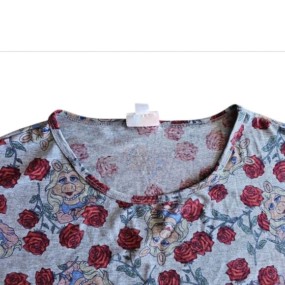 LuLaRoe Disney Irma Tunic Sz L Miss Piggy Rose Floral Vintage Inspired Print Tee - Picture 5 of 12